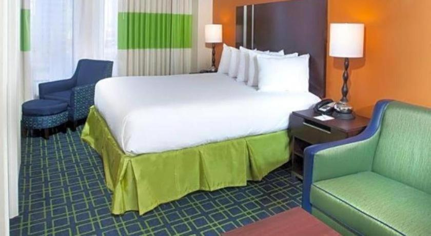 Royal St. Charles Hotel New Orleans Buitenkant foto