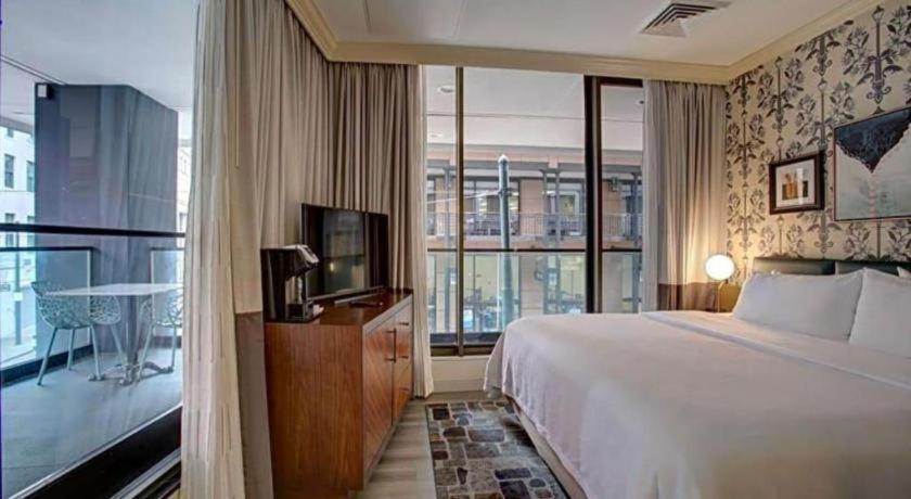 Royal St. Charles Hotel New Orleans Buitenkant foto