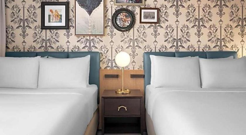 Royal St. Charles Hotel New Orleans Buitenkant foto