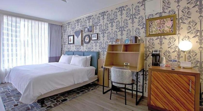 Royal St. Charles Hotel New Orleans Buitenkant foto